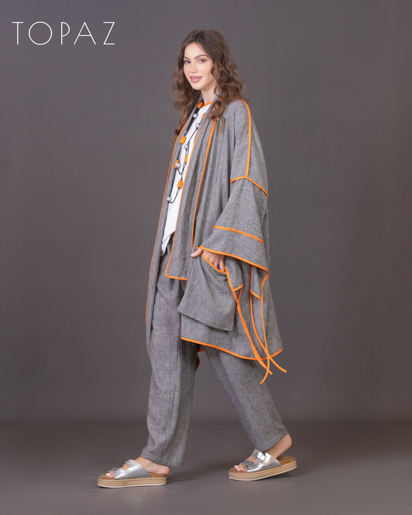 Set with Piping