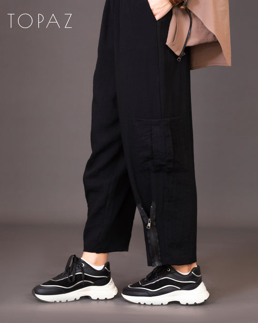 Linen Pants with Zipper Detailing