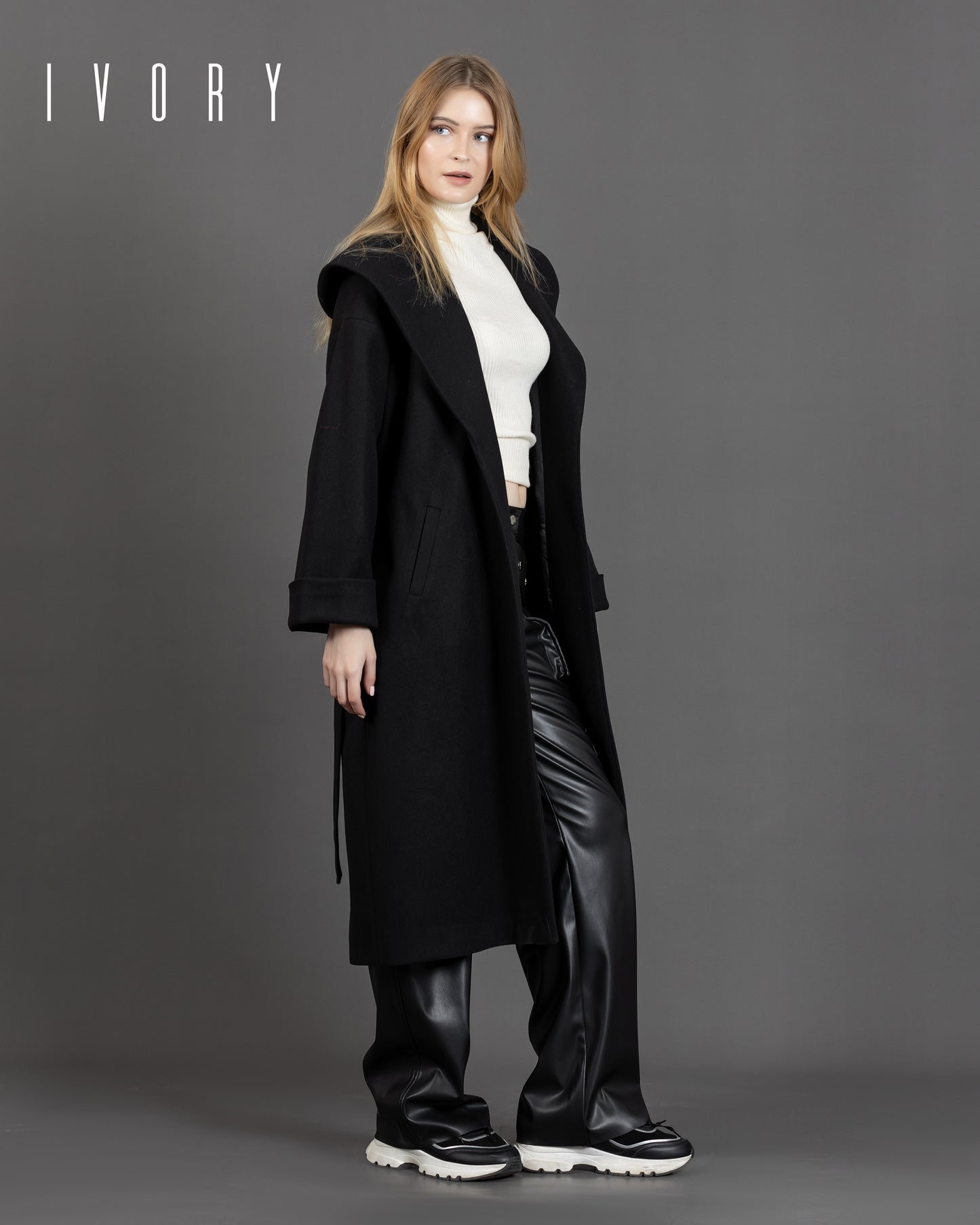 The Harlow Coat