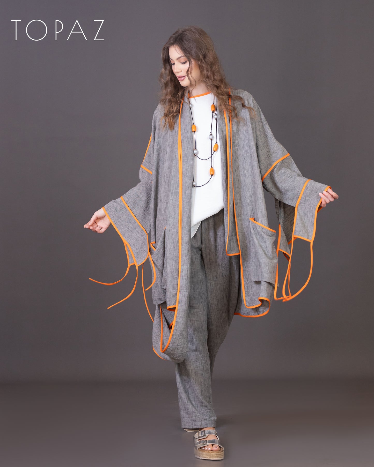 Set with Piping