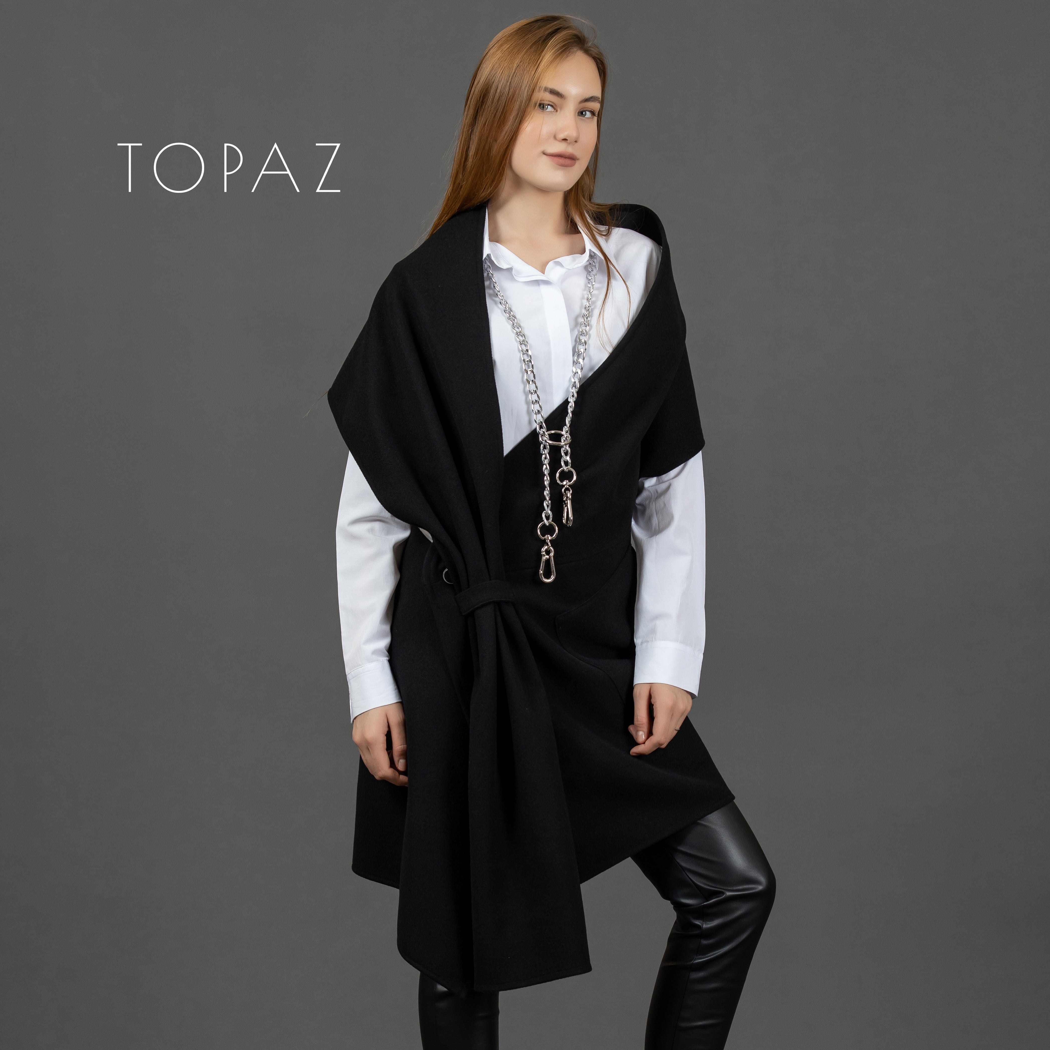 Cape Buttons Cape with Buttons – Topaz