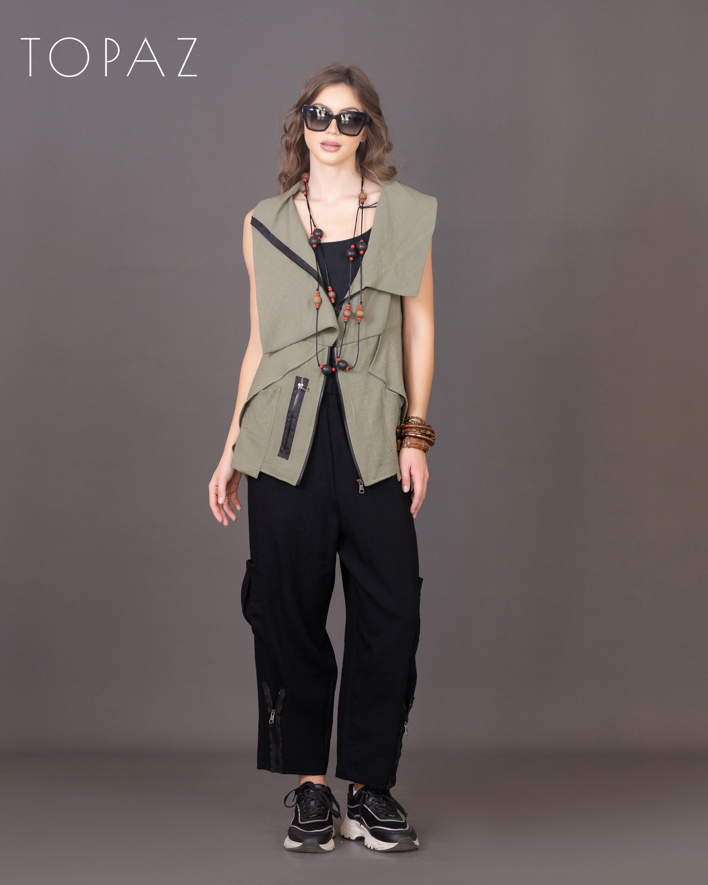 Vest with Black Zipper