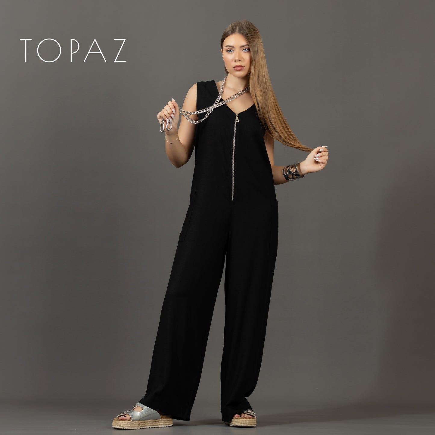 Linen Jumpsuit with Zipper